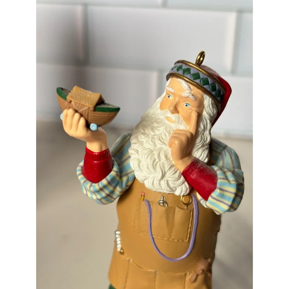 Hallmark Keepsake 1999 The Toymakers Gift Santa Membership Ornament Robert Chad